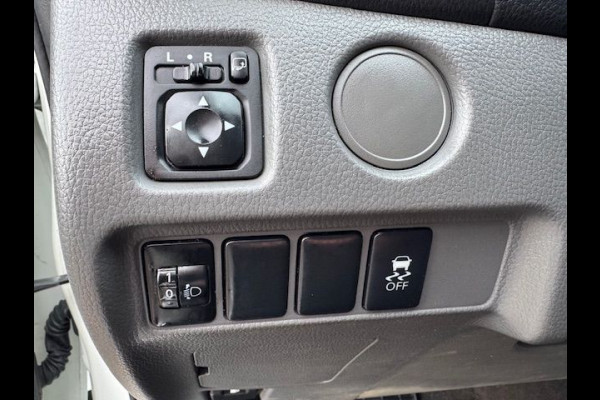 Mitsubishi L200 2.4 DI-D 4x4 Club Cab Intense Euro 6 Airco/ECC,Camera