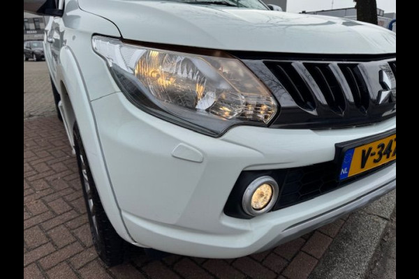 Mitsubishi L200 2.4 DI-D 4x4 Club Cab Intense Euro 6 Airco/ECC,Camera