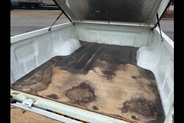 Mitsubishi L200 2.4 DI-D 4x4 Club Cab Intense Euro 6 Airco/ECC,Camera