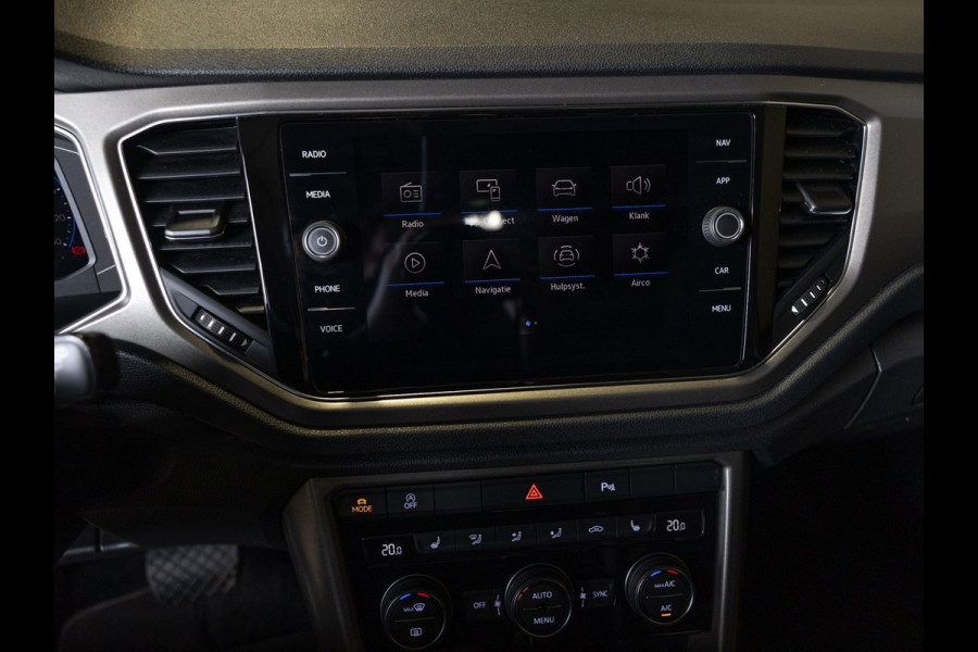 Volkswagen T-Roc 1.5 TSI Style Business / 150pk / Panorama dak / Leder / Stoelverwarming / Keyless / Dodehoek herkenning /