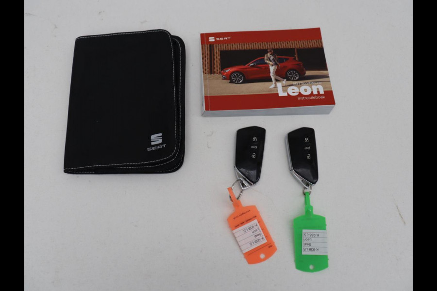 Seat Leon 1.5 eTSI FR Launch Edition | Stoelverwarming | Adaptive cruise | Carplay | Camera | Beats Pack | Sfeerverlichting | Navigatie | Keyless | Stuurverwarming | Navigatie