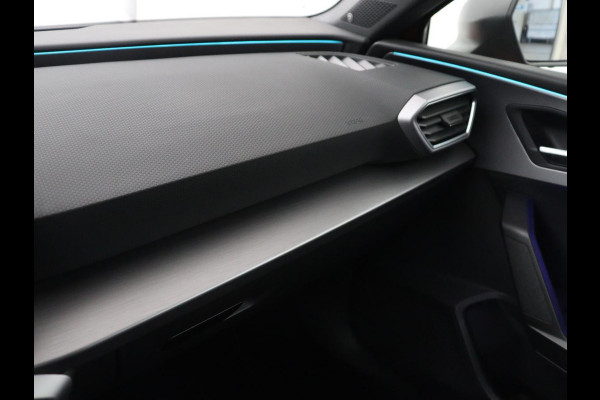 Seat Leon 1.5 eTSI FR Launch Edition | Stoelverwarming | Adaptive cruise | Carplay | Camera | Beats Pack | Sfeerverlichting | Navigatie | Keyless | Stuurverwarming | Navigatie