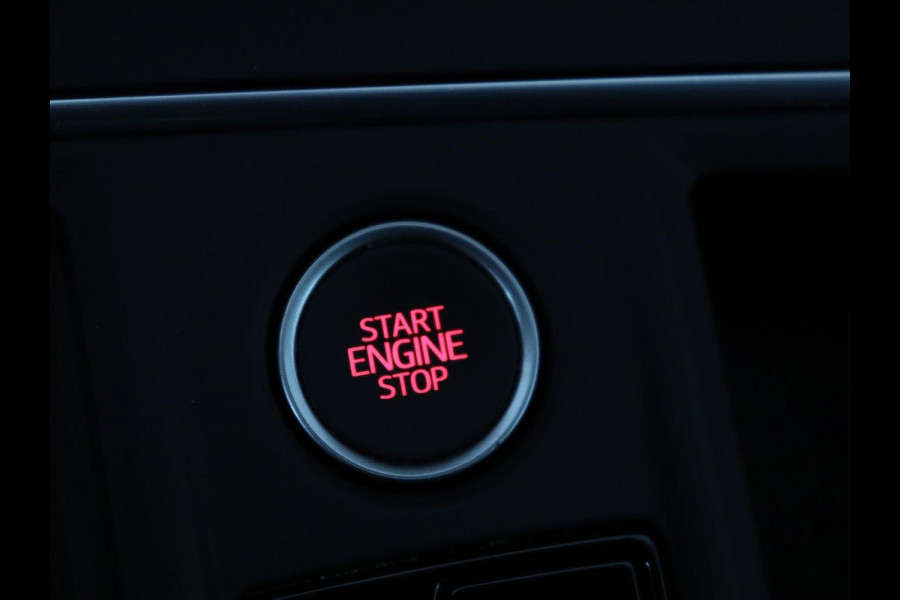 Seat Leon 1.5 eTSI FR Launch Edition | Stoelverwarming | Adaptive cruise | Carplay | Camera | Beats Pack | Sfeerverlichting | Navigatie | Keyless | Stuurverwarming | Navigatie