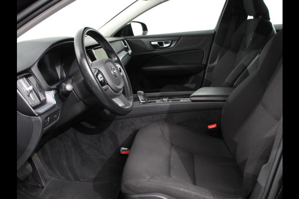 Volvo V60 2.0 B3 Automaat Momentum | Navigatie | Wegklapbare Trekhaak | Climate Control | Blis | Parkeer sensoren | Cruise Control | Lichtmetalen Velgen