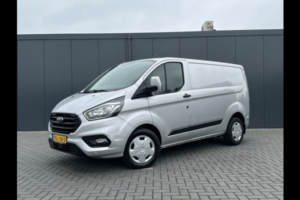 Ford Transit Custom 300 2.0 TDCI 130 PK / L1H1 / 1e EIG. / ZEER NETJES !! / 80.809 KM !! / ACHTERKLEP / STOELVERW. / AIRCO / CRUISE / NAVI / CAMERA