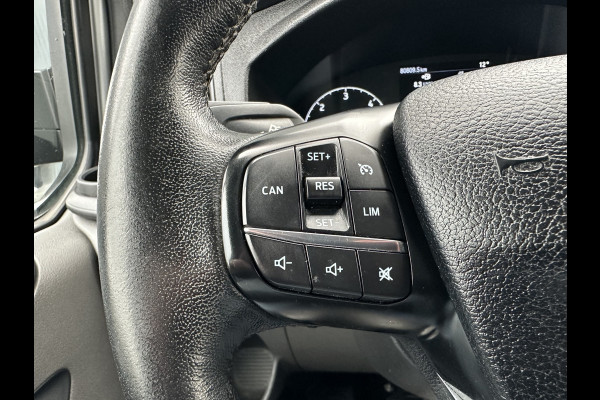 Ford Transit Custom 300 2.0 TDCI 130 PK / L1H1 / 1e EIG. / ZEER NETJES !! / 80.809 KM !! / ACHTERKLEP / STOELVERW. / AIRCO / CRUISE / NAVI / CAMERA