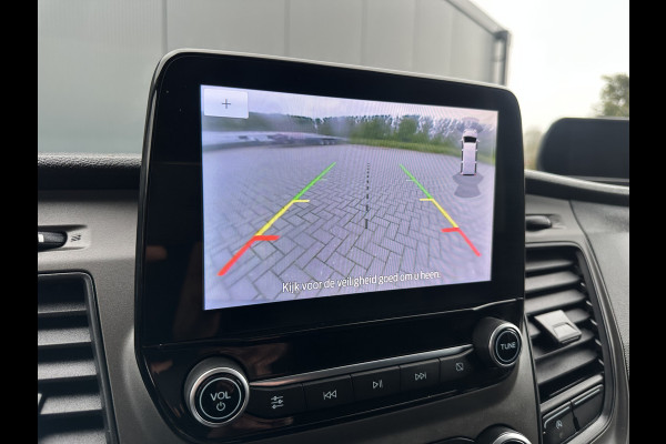 Ford Transit Custom 300 2.0 TDCI 130 PK / L1H1 / 1e EIG. / ZEER NETJES !! / 80.809 KM !! / ACHTERKLEP / STOELVERW. / AIRCO / CRUISE / NAVI / CAMERA