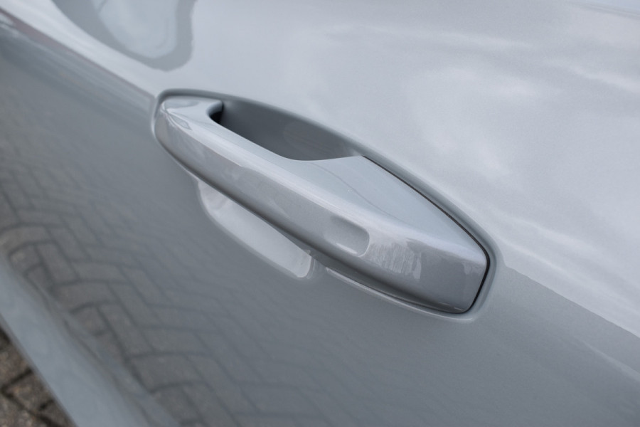 Volvo V60 T8 AWD 455PK Plug-in Hybrid Plus Perform. Ed. Dark | NIEUW | Polestar | 19"LMV | Leder | BLIS | ACC |