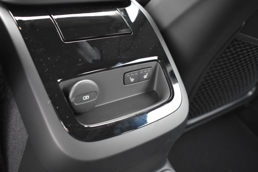 Volvo V60 T8 AWD 455PK Plug-in Hybrid Plus Perform. Ed. Dark | NIEUW | Polestar | 19"LMV | Leder | BLIS | ACC |