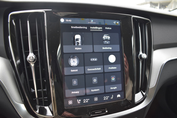 Volvo V60 T8 AWD 455PK Plug-in Hybrid Plus Perform. Ed. Dark | NIEUW | Polestar | 19"LMV | Leder | BLIS | ACC |