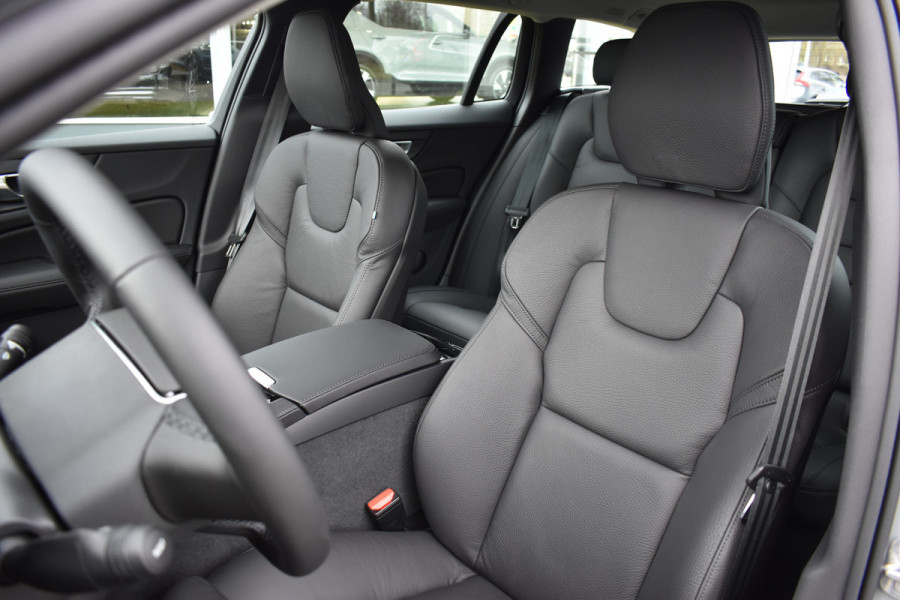 Volvo V60 T8 AWD 455PK Plug-in Hybrid Plus Perform. Ed. Dark | NIEUW | Polestar | 19"LMV | Leder | BLIS | ACC |