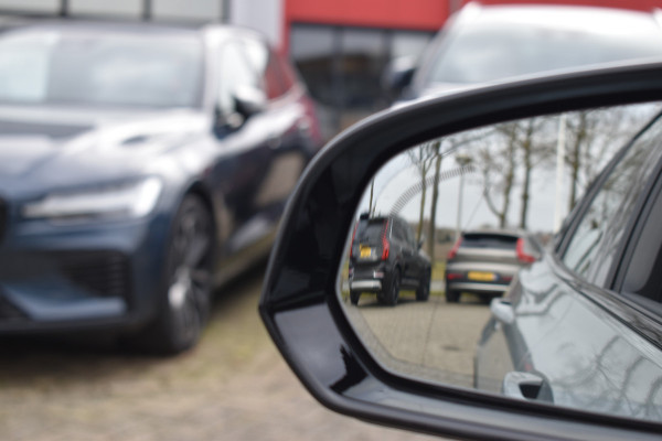 Volvo V60 T8 AWD 455PK Plug-in Hybrid Plus Perform. Ed. Dark | NIEUW | Polestar | 19"LMV | Leder | BLIS | ACC |