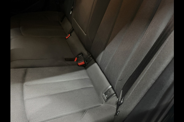 Audi A4 Avant 35 TFSI Advanced Garantie Pano Camera Elek Achterklep StoelVW Cruise Navi Clima Led Dab Keyless Rijklaar