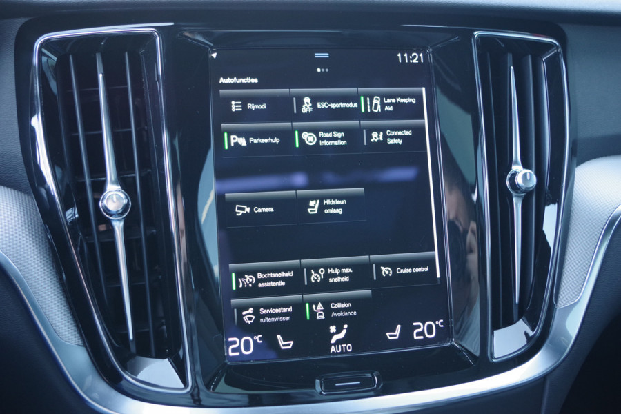 Volvo V60 2.0 B3 163 PK R-Design, Panoramadak, Harman/Kardon, Trekhaak, Leder, Sportstoelen