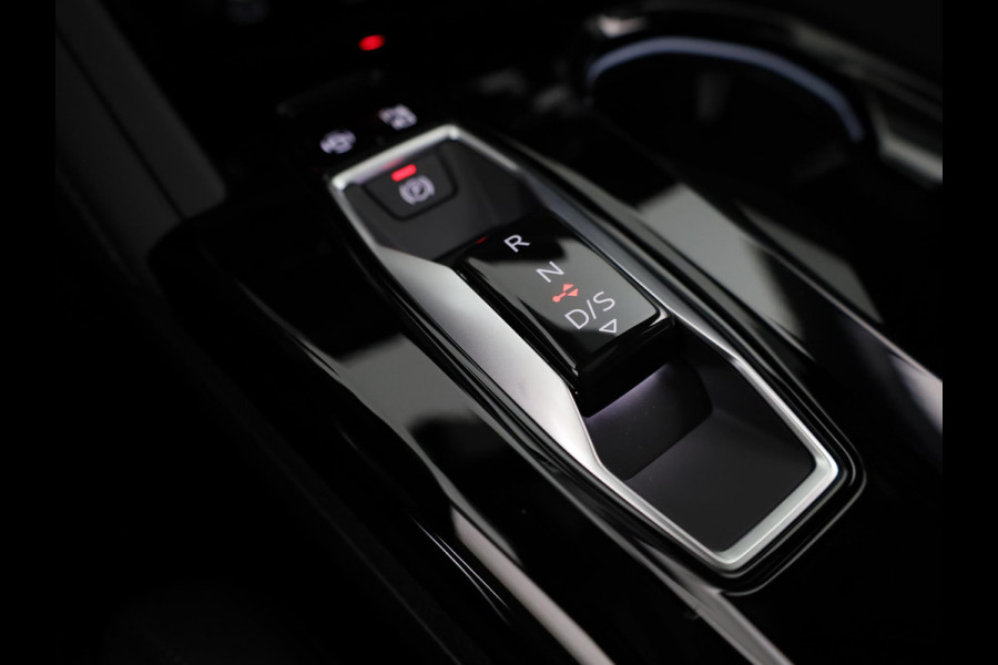 Audi Q5 Sportback S edition e-hybrid 299 pk | Techniekpakket plus | Glazen panoramadak | Lederen bekleding | Geheugen stoelen |