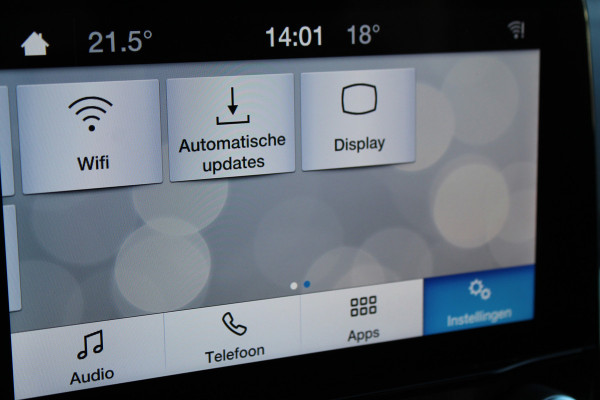 Ford Fiesta 1.0-125pk EcoBoost Mild-Hybrid ST-Line. Luxe, sportieve en goed onderhouden Fiesta ! Autm. airco, Cruise control, Lane assist, 17" Lmv, Parkeersensoren Achter, Metallic lak, Navigatie by Apple/Android, LED verlichting etc.