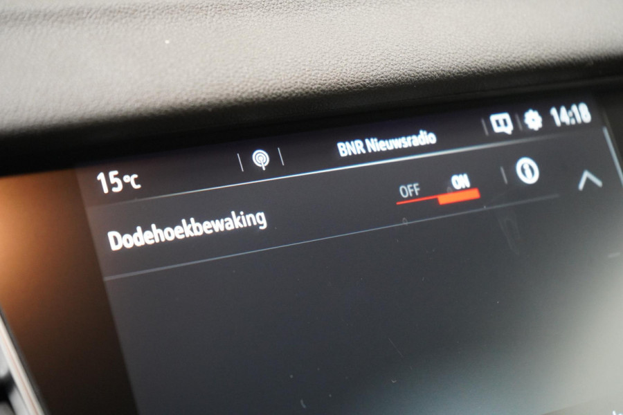 Opel Grandland X 1.2 130pk Turbo Innovation | Blind-spot | Sportstoelen | Cruise control | Climate control ECC | Lm velgen