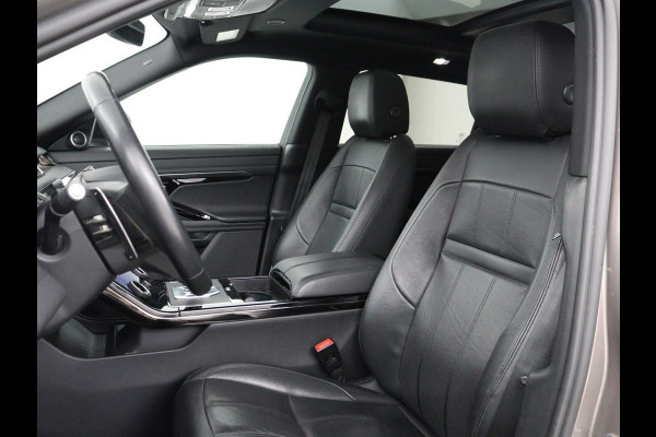 Land Rover Range Rover Evoque 1.5 P300e AWD R-Dynamic | Panoramadak | Leder | Stoelverwarming | Meridian Audio | Keyless | Trekhaak | Carplay | Navigatie | Camera | Stuurverwarming | PHEV | Plug In