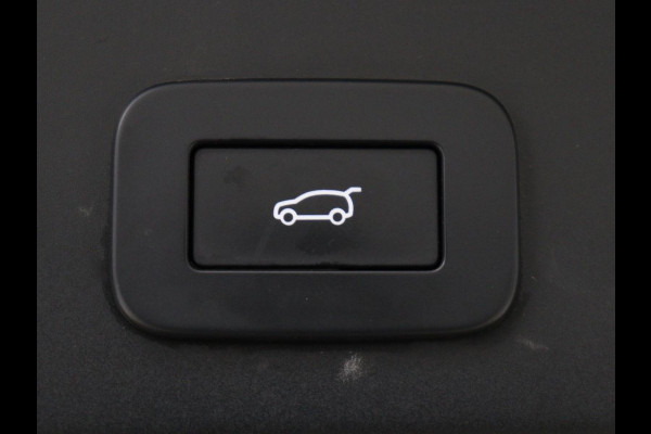 Land Rover Range Rover Evoque 1.5 P300e AWD R-Dynamic | Panoramadak | Leder | Stoelverwarming | Meridian Audio | Keyless | Trekhaak | Carplay | Navigatie | Camera | Stuurverwarming | PHEV | Plug In