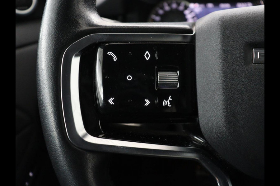 Land Rover Range Rover Evoque 1.5 P300e AWD R-Dynamic | Panoramadak | Leder | Stoelverwarming | Meridian Audio | Keyless | Trekhaak | Carplay | Navigatie | Camera | Stuurverwarming | PHEV | Plug In