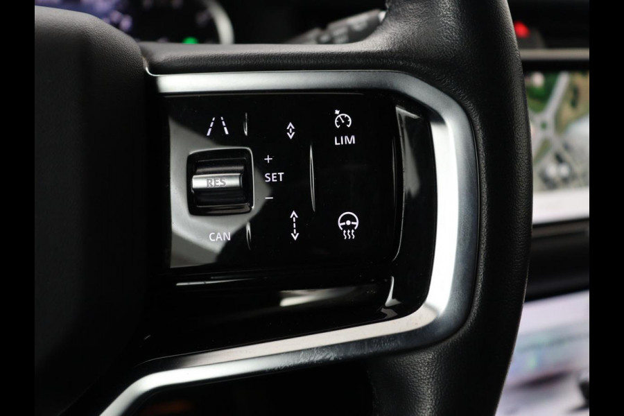 Land Rover Range Rover Evoque 1.5 P300e AWD R-Dynamic | Panoramadak | Leder | Stoelverwarming | Meridian Audio | Keyless | Trekhaak | Carplay | Navigatie | Camera | Stuurverwarming | PHEV | Plug In