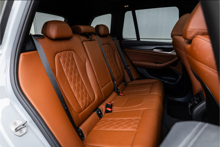 BMW X3 xDrive30e M Sport Panorama / Individual / Camera / 20inch / M Sport Remsysteem / HiFi /