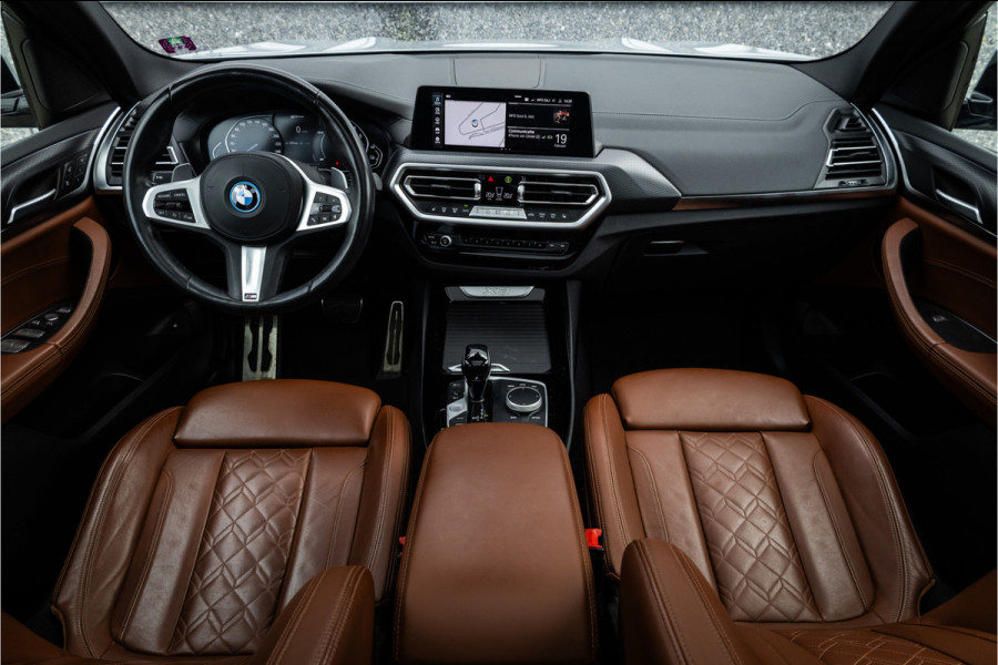 BMW X3 xDrive30e M Sport Panorama / Individual / Camera / 20inch / M Sport Remsysteem / HiFi /