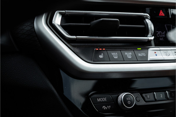 BMW X3 xDrive30e M Sport Panorama / Individual / Camera / 20inch / M Sport Remsysteem / HiFi /