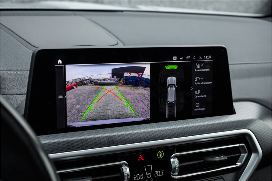 BMW X3 xDrive30e M Sport Panorama / Individual / Camera / 20inch / M Sport Remsysteem / HiFi /