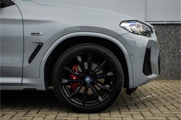 BMW X3 xDrive30e M Sport Panorama / Individual / Camera / 20inch / M Sport Remsysteem / HiFi /