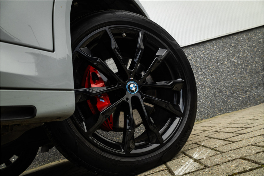 BMW X3 xDrive30e M Sport Panorama / Individual / Camera / 20inch / M Sport Remsysteem / HiFi /