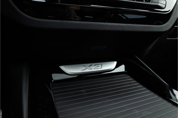 BMW X3 xDrive30e M Sport Panorama / Individual / Camera / 20inch / M Sport Remsysteem / HiFi /