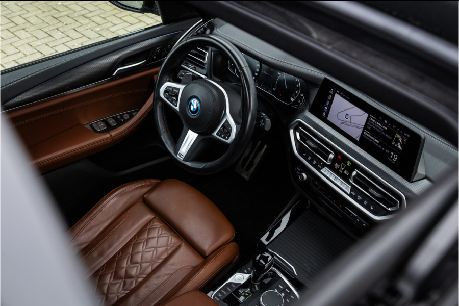BMW X3 xDrive30e M Sport Panorama / Individual / Camera / 20inch / M Sport Remsysteem / HiFi /