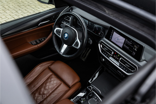 BMW X3 xDrive30e M Sport Panorama / Individual / Camera / 20inch / M Sport Remsysteem / HiFi /