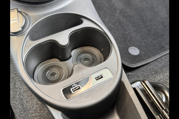 Fiat 500 1.0 Hybrid Urban | Cruise control | Airco | PDC achter | Apple Carplay/Android Auto | Navigatie