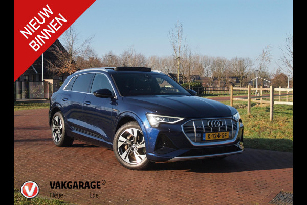Audi e-tron 55 quattro S edition 95 kWh | SOH 95% | S-Line | Panoramadak | Trekhaak | Apple Carplay | Cruise Control | Parkeersensoren |