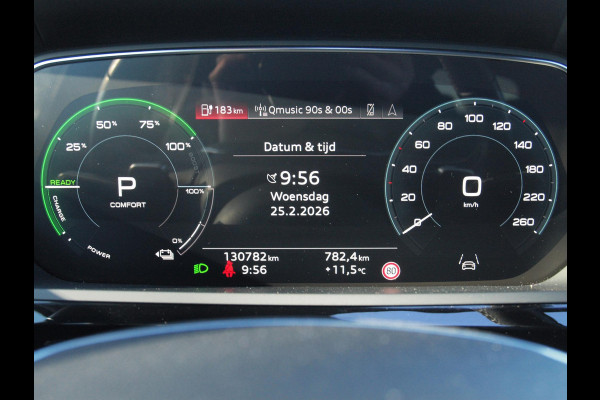 Audi e-tron 55 quattro S edition 95 kWh | SOH 95% | S-Line | Panoramadak | Trekhaak | Apple Carplay | Cruise Control | Parkeersensoren |