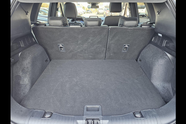 Ford Kuga Vignale Panoramadak | Lederen bekleding | Stoelgeheugen | Stoelverwarming | Head-up display | Zéér compleet!