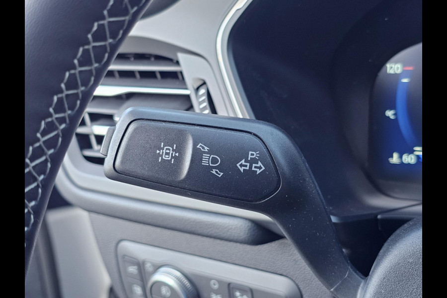 Ford Kuga Vignale Panoramadak | Lederen bekleding | Stoelgeheugen | Stoelverwarming | Head-up display | Zéér compleet!