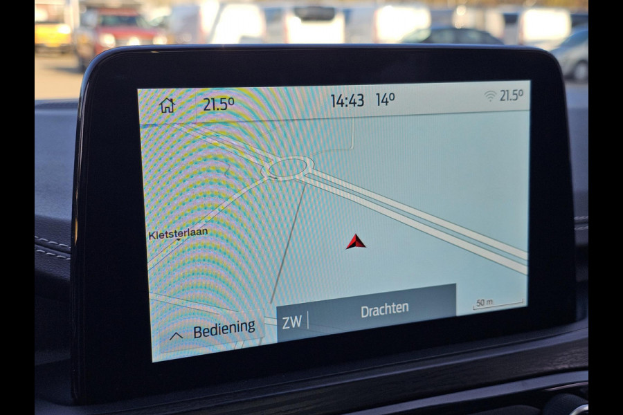 Ford Kuga Vignale Panoramadak | Lederen bekleding | Stoelgeheugen | Stoelverwarming | Head-up display | Zéér compleet!