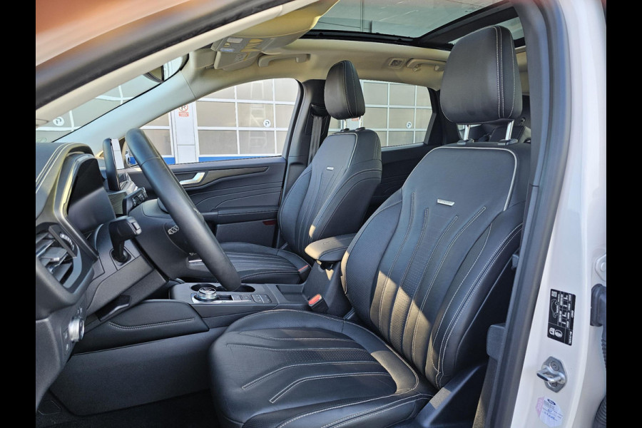 Ford Kuga Vignale Panoramadak | Lederen bekleding | Stoelgeheugen | Stoelverwarming | Head-up display | Zéér compleet!