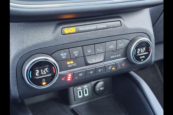 Ford Kuga Vignale Panoramadak | Lederen bekleding | Stoelgeheugen | Stoelverwarming | Head-up display | Zéér compleet!