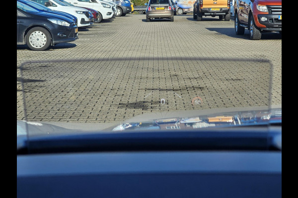 Ford Kuga Vignale Panoramadak | Lederen bekleding | Stoelgeheugen | Stoelverwarming | Head-up display | Zéér compleet!