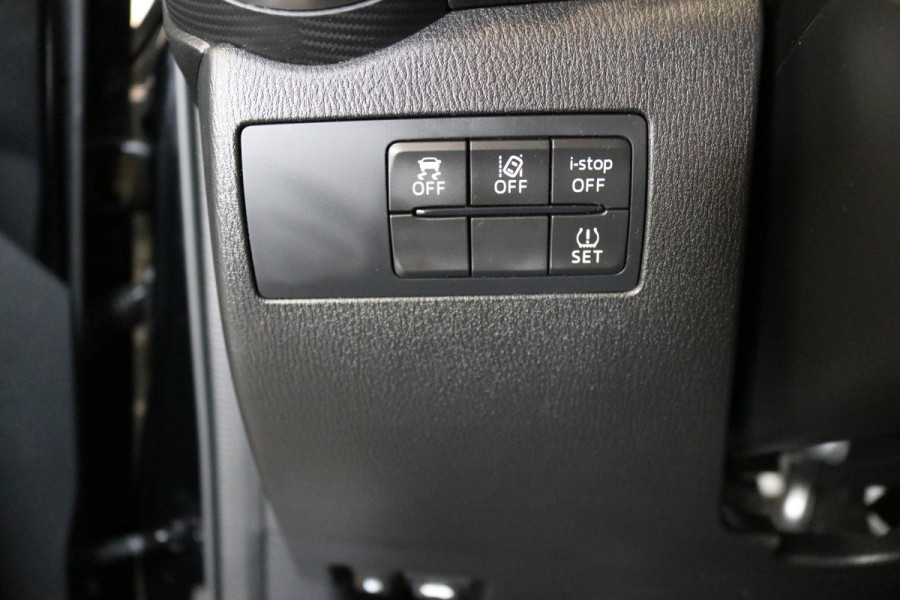 Mazda 2 1.5 Skyactiv-G Luxury | Camera | LED | NAP | Dealer onderhouden | Nwe APK |