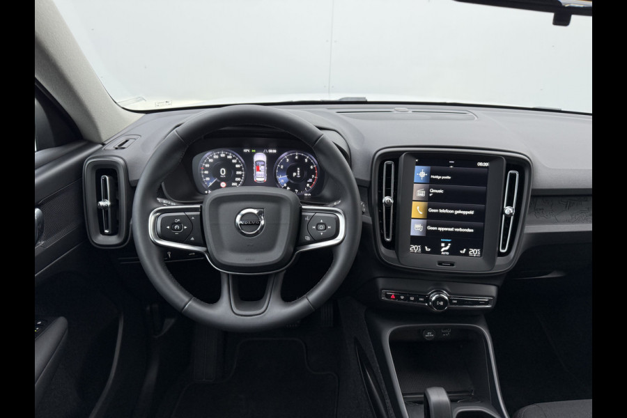 Volvo XC40 1.5 T3 Momentum | Navi | CarPlay | Cruise | Camera | LED