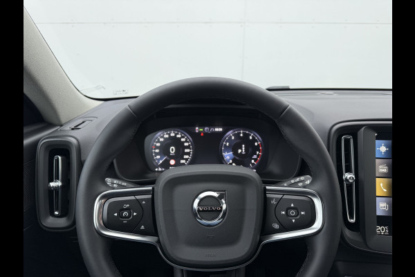Volvo XC40 1.5 T3 Momentum | Navi | CarPlay | Cruise | Camera | LED