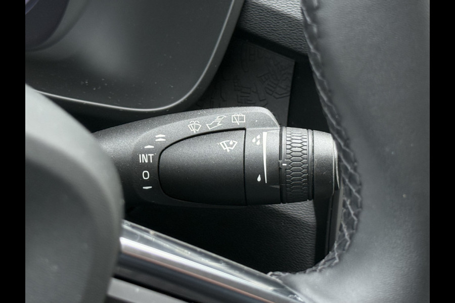 Volvo XC40 1.5 T3 Momentum | Navi | CarPlay | Cruise | Camera | LED