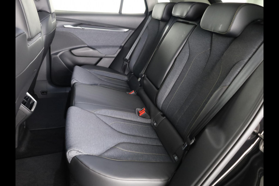 Škoda Elroq 60 Business Edition - Tour 204pk | 20 inch | Stoelverwarming | Adaptive Cruise Control | Blind Spot