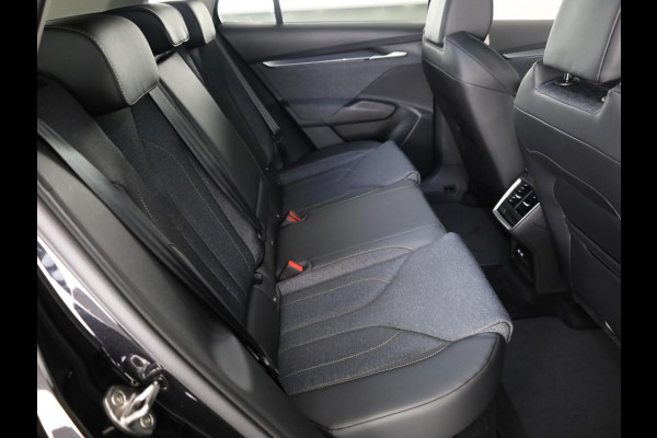 Škoda Elroq 60 Business Edition - Tour 204pk | 20 inch | Stoelverwarming | Adaptive Cruise Control | Blind Spot