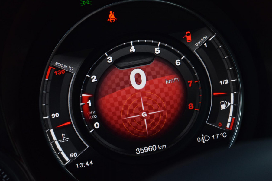 Fiat 500C 1.4 T-Jet Abarth 595 70th Anniversary